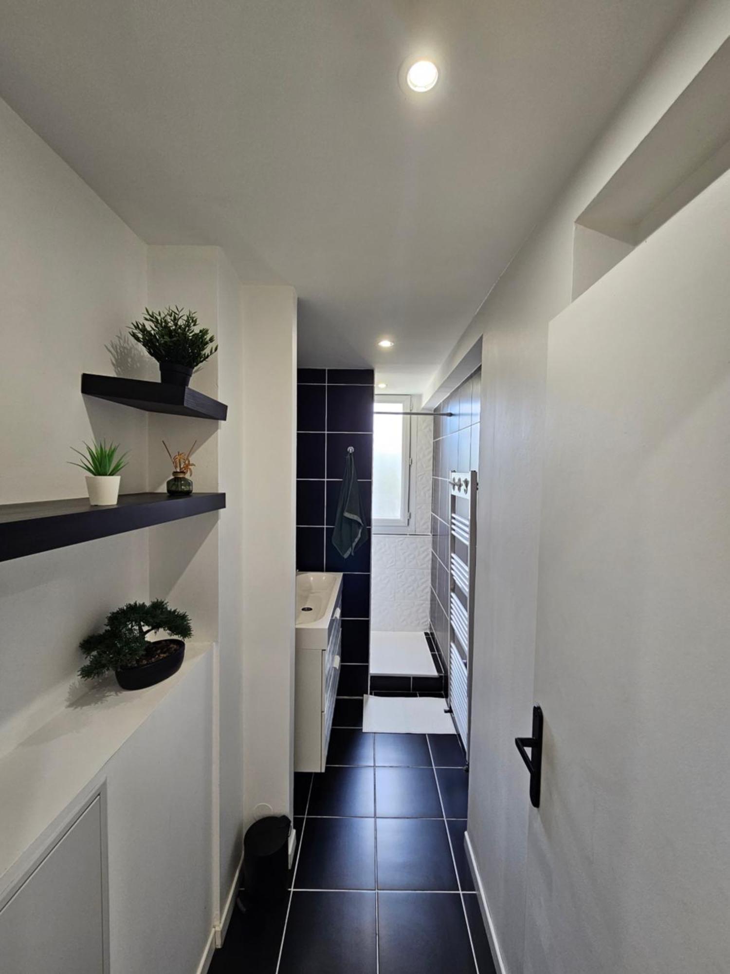 Charmant & Spacieux 3 Chambres - Mm Apartment - Lyon Grand Parilly Venissieux Bagian luar foto